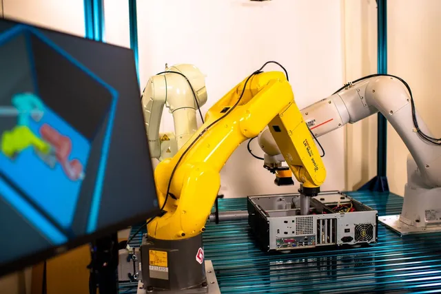 Realtime Robotics pitch deck cover