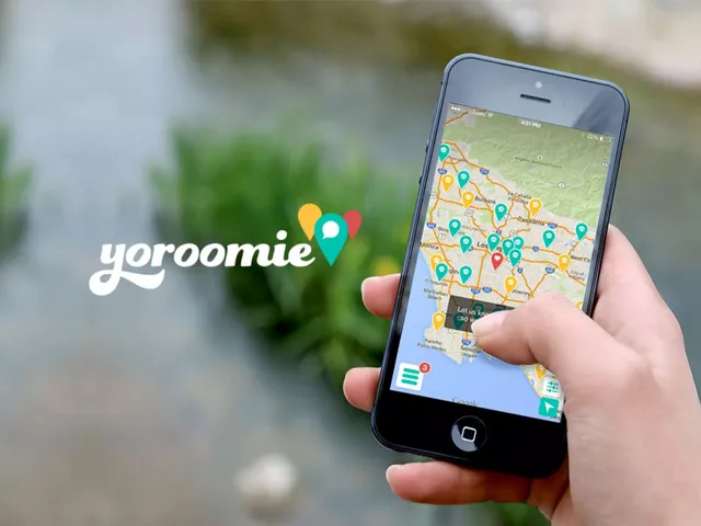 Yoroomie App pitch deck cover